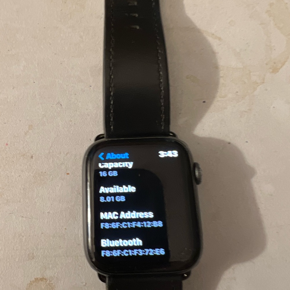 Apple Watch. - Picture 5 of 6
